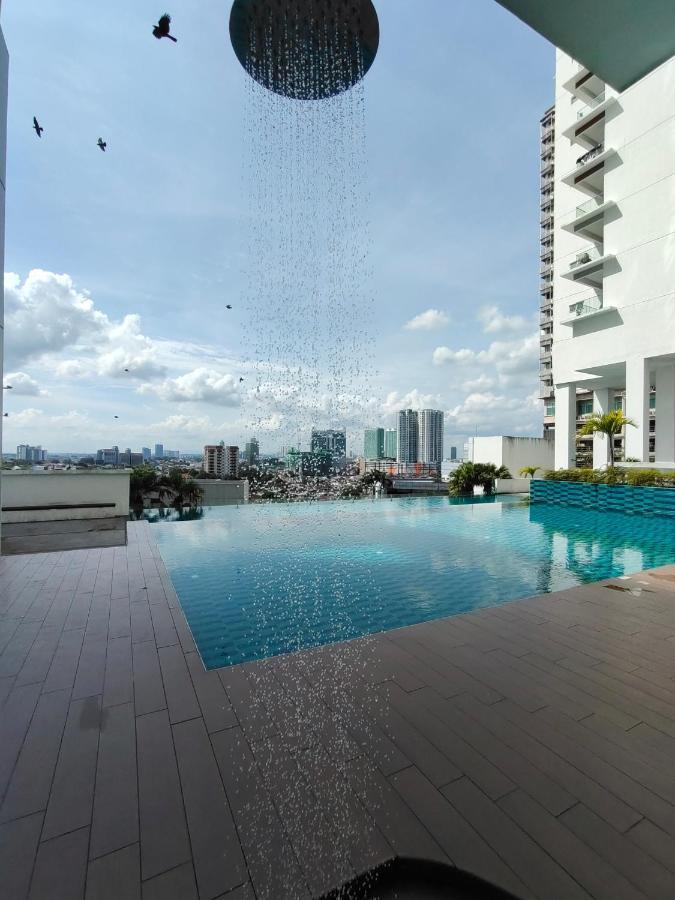 Glex Homes, Pinnacle Tower ยะโฮร์บาห์รู ภายนอก รูปภาพ